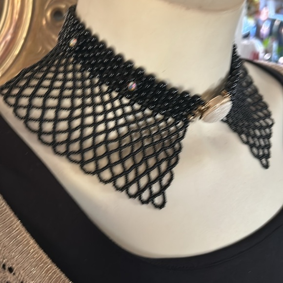 Vintage Black Crocheted Bead Bib Collar Necklace - Picture 4 of 10
